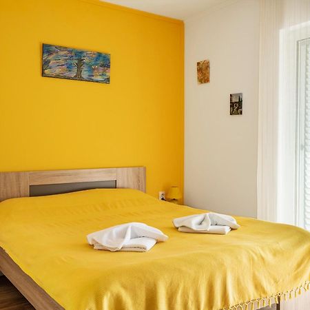 Apartments Viktoria Tivat Kültér fotó