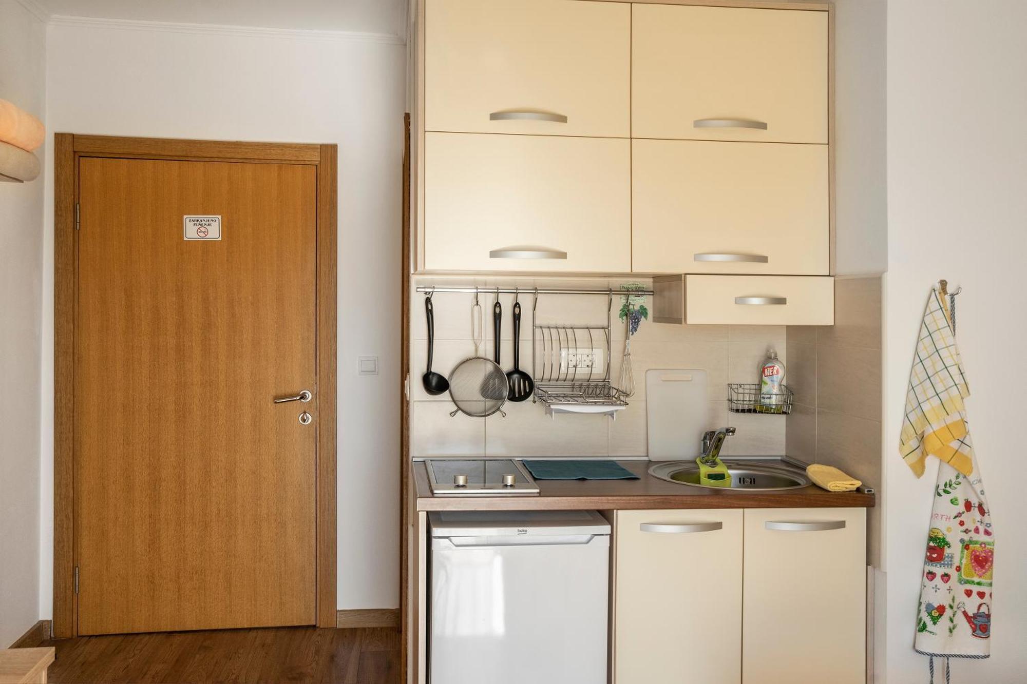 Apartments Viktoria Tivat Kültér fotó