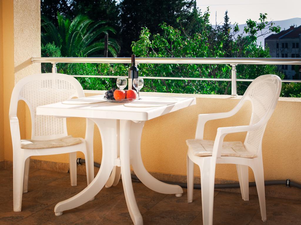 Apartments Viktoria Tivat Kültér fotó