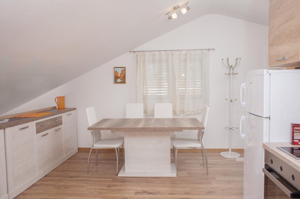 Apartments Viktoria Tivat Kültér fotó
