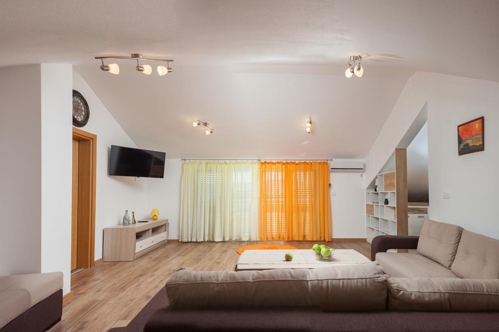Apartments Viktoria Tivat Kültér fotó
