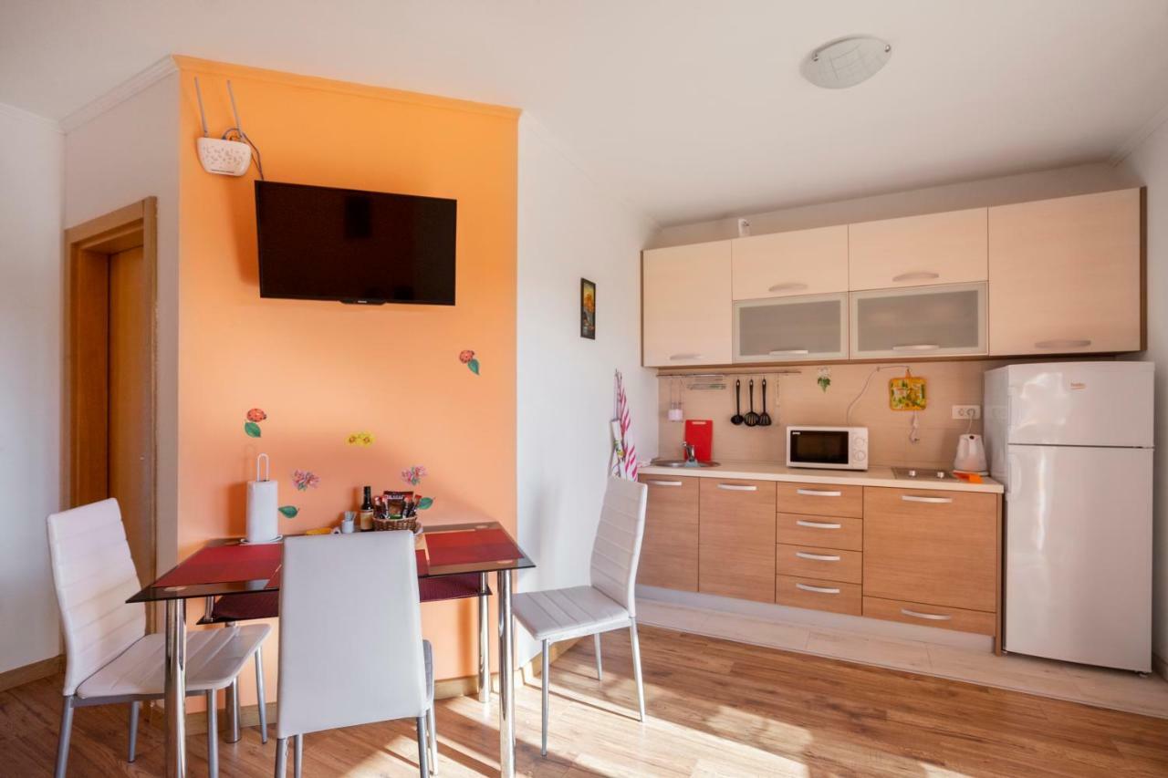 Apartments Viktoria Tivat Kültér fotó