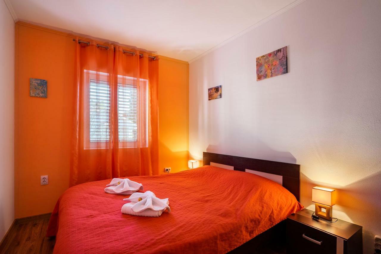 Apartments Viktoria Tivat Kültér fotó